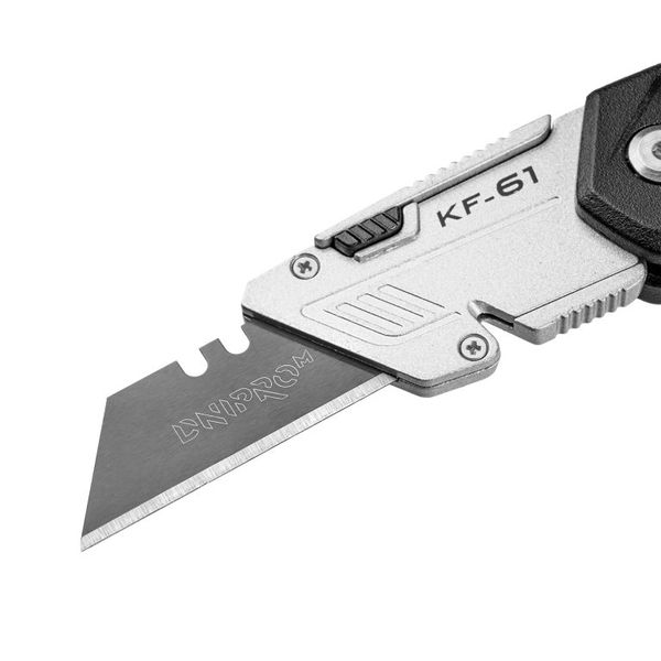 Trapezoidal knife Dnipro-M KF-61 19 mm closing